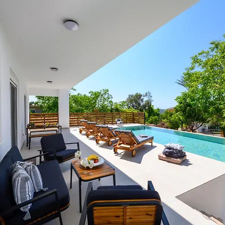 别墅 Aelia Luxury Sálakos