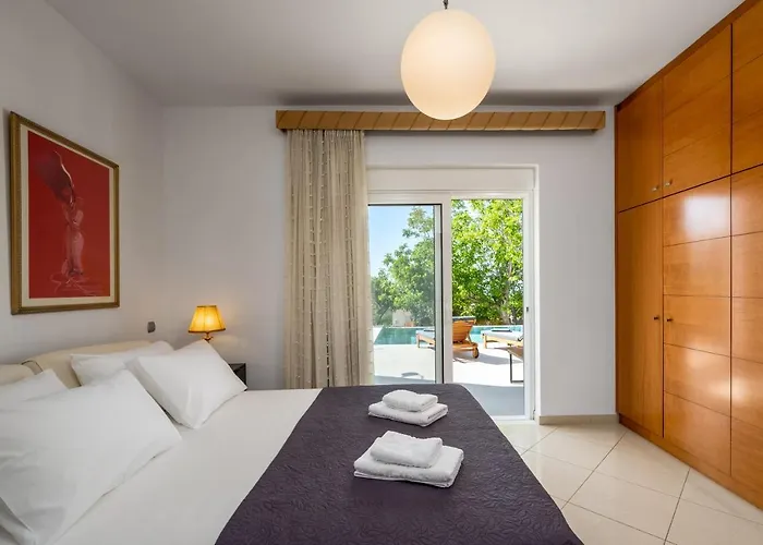 Aelia Luxury فيلة