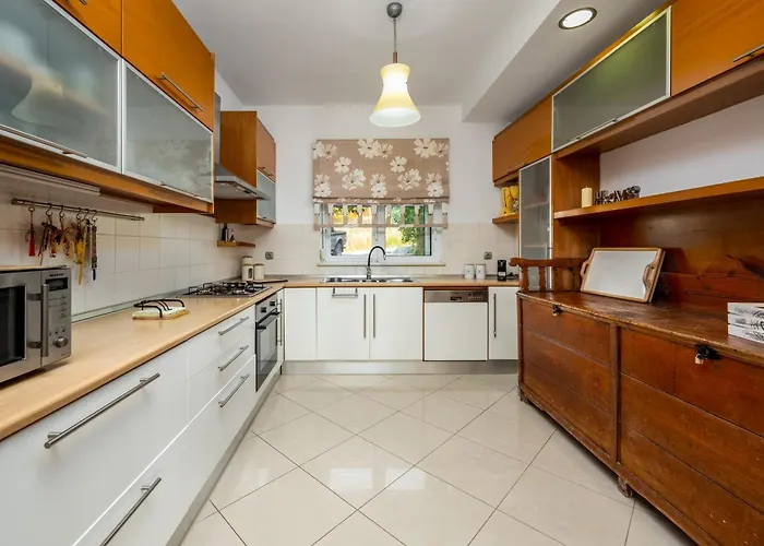 Villa Aelia Luxury Sálakos