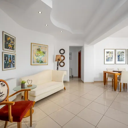 Aelia Luxury * Sálakos