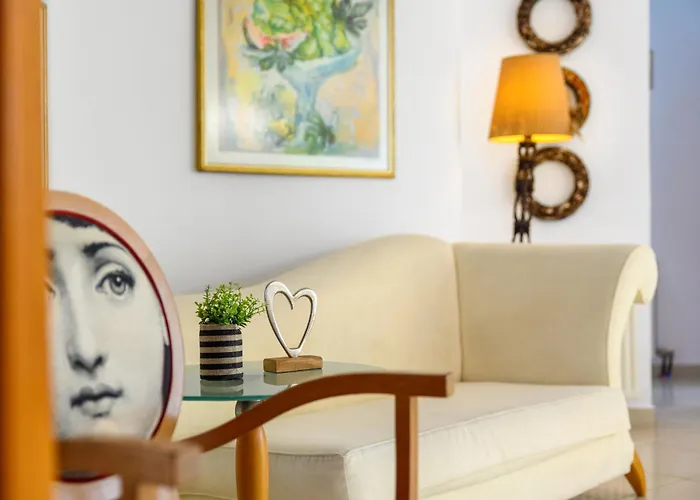 וילה Aelia Luxury *